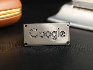 Nameplate "Google" 